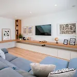 Luxurious 3 Bdr House With Pool & Bbq By Lovelystay 別荘