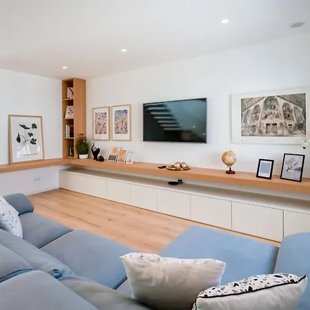 Luxurious 3 Bdr House With Pool & Bbq By Lovelystay Prázdninový dům