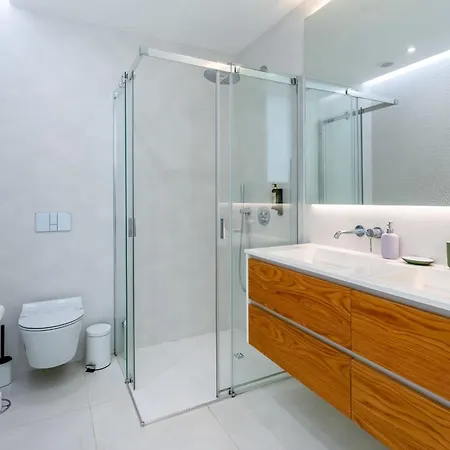 Prázdninový dům Luxurious 3 Bdr House With Pool & Bbq By Lovelystay Lagos