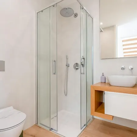 Prázdninový dům Luxurious 3 Bdr House With Pool & Bbq By Lovelystay