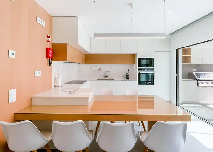 Luxurious 3 Bdr House With Pool & Bbq By Lovelystay Ferienhaus Lagos