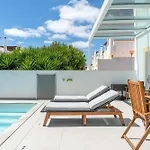 Luxurious 3 Bdr House With Pool & Bbq By Lovelystay Λάγος