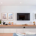 Luxurious 3 Bdr House With Pool & Bbq By Lovelystay *
